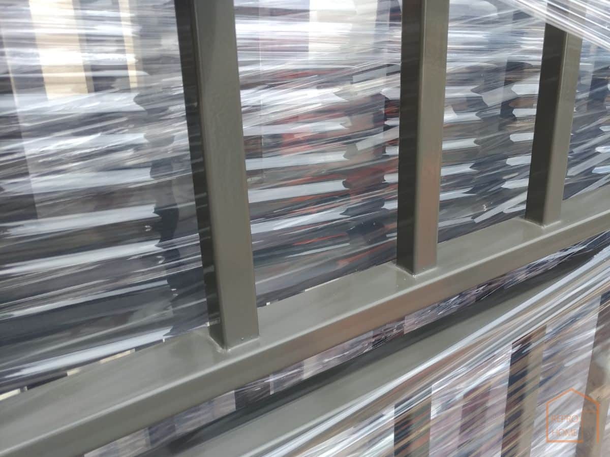 ภาพประตูรั้วเหล็กกัลวาไนซ์