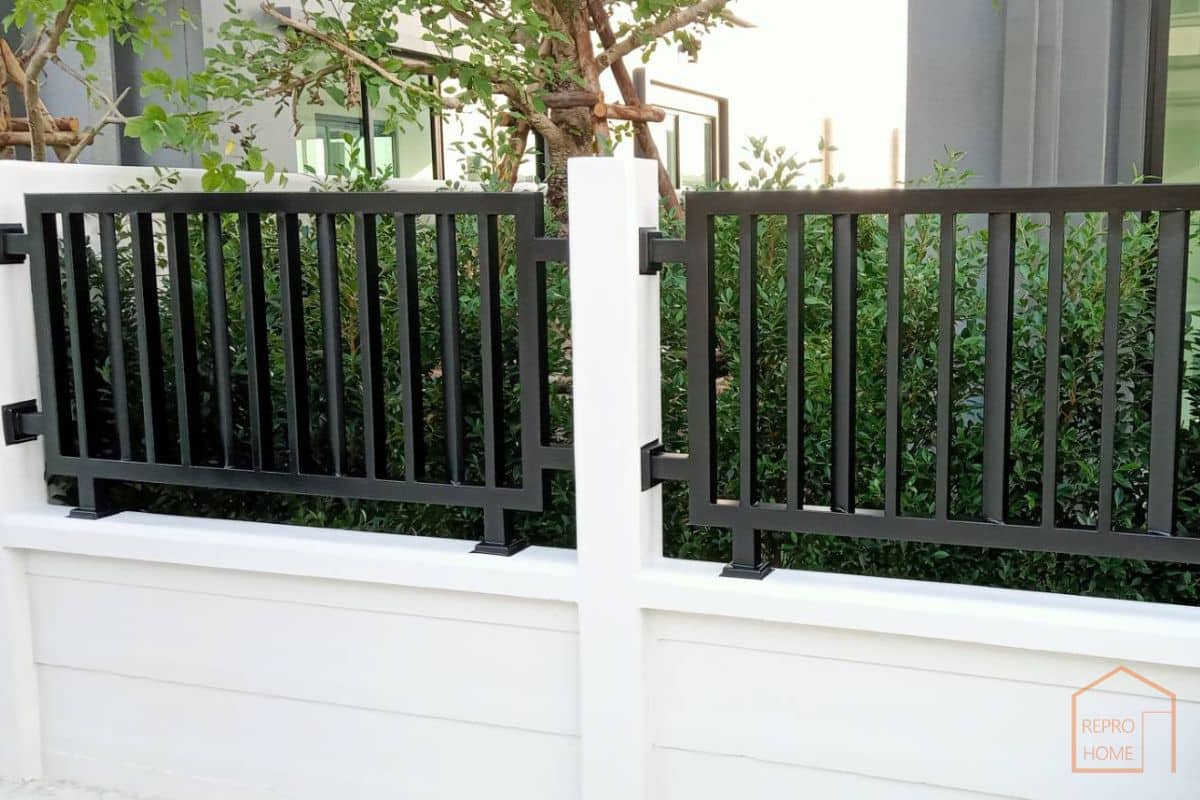 รั้วโปร่งของเรโปรโฮม