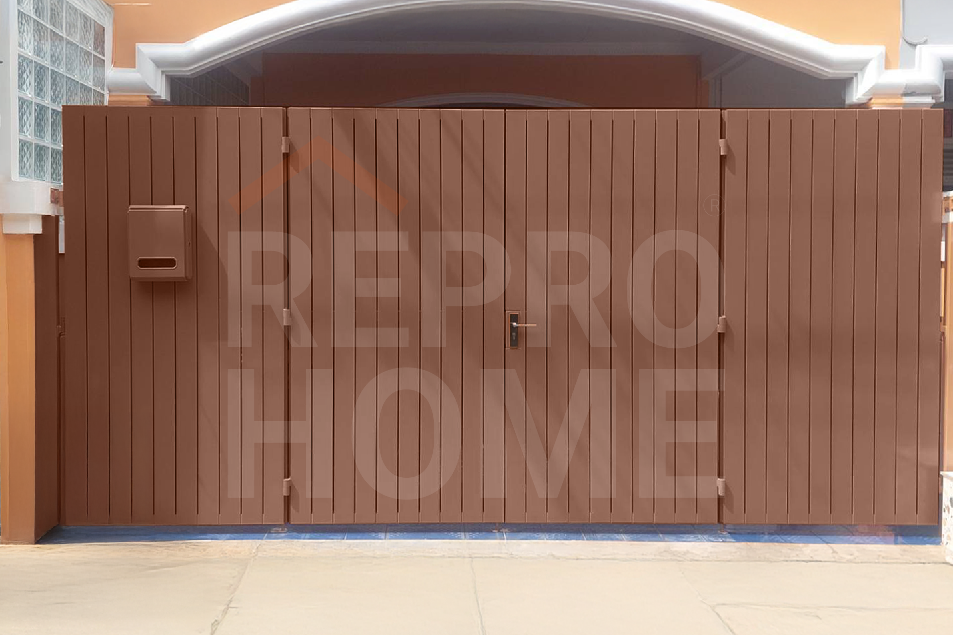 ประตูรั้วบ้าน บานเฟี้ยม สีน้ำตาลอ่อน